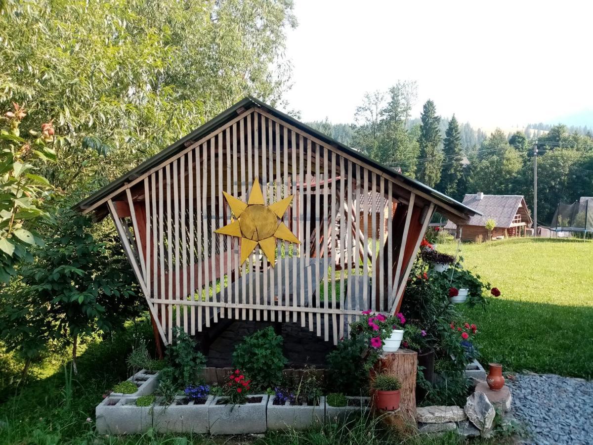 Sadyba Sunny House Pilipets 외부 사진