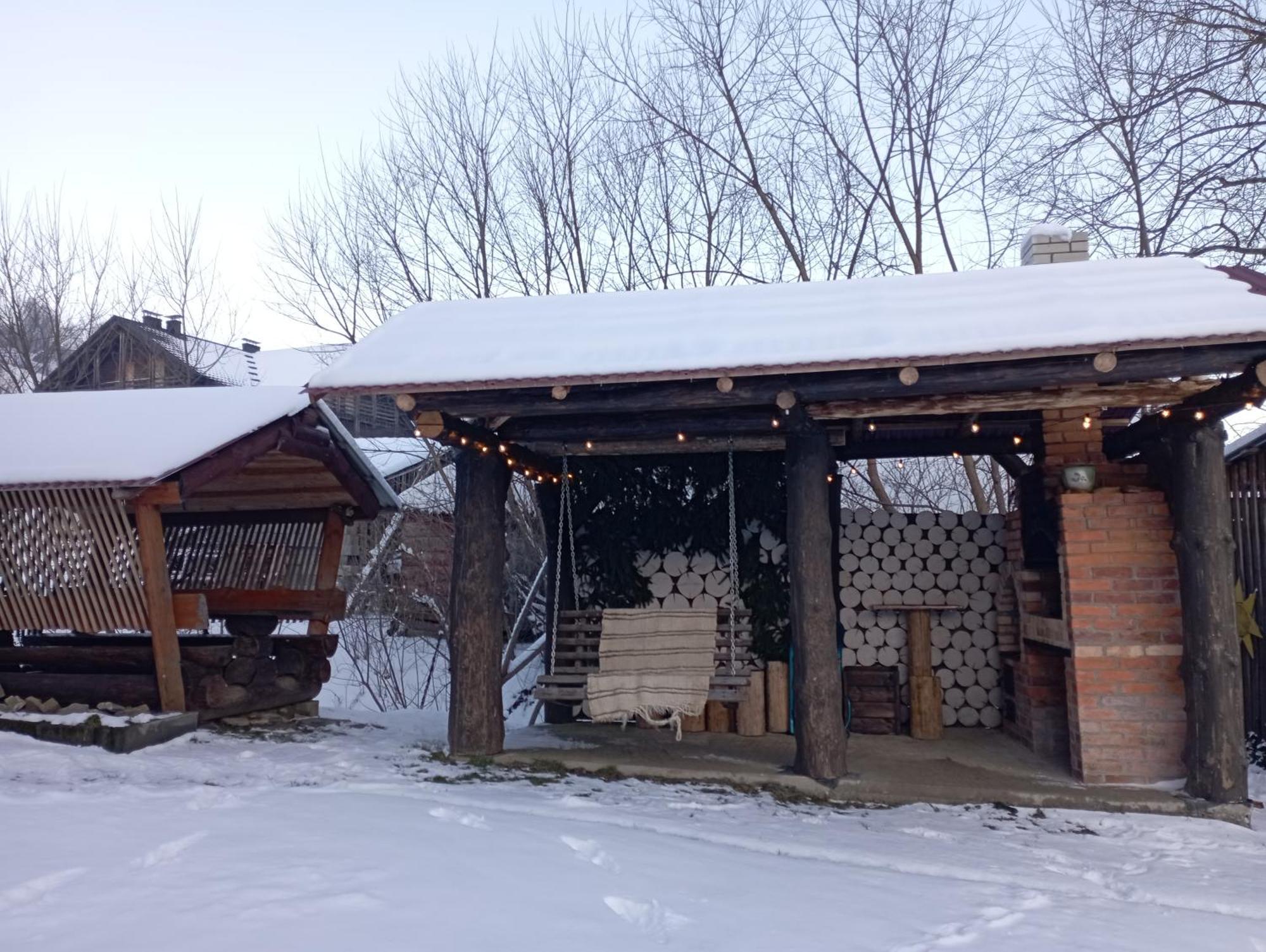 Sadyba Sunny House Pilipets 외부 사진